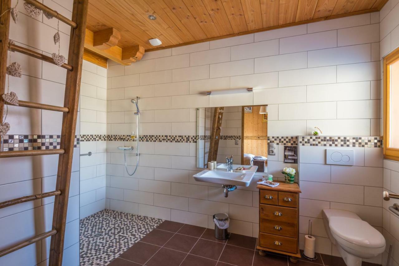 Chantemerle 1741, Chambres D'Hotes A La Montagne Салланш Экстерьер фото